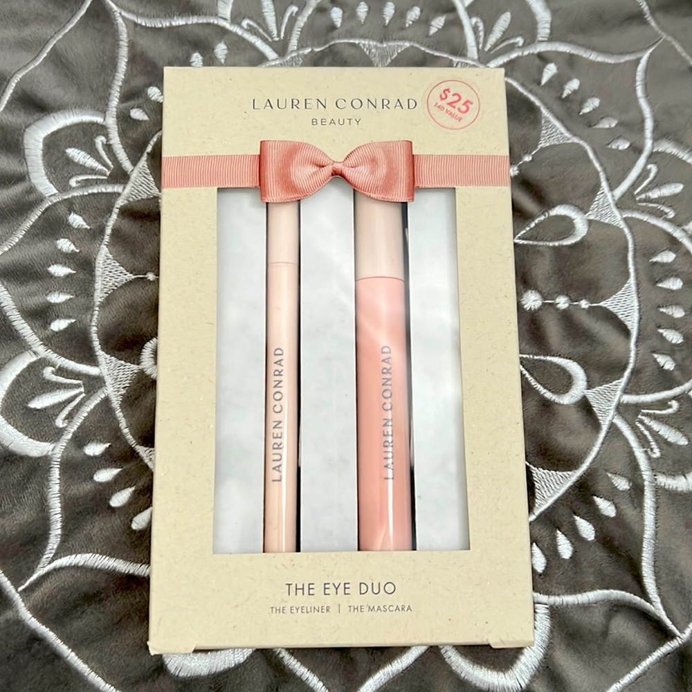 LC makeup eye duo
